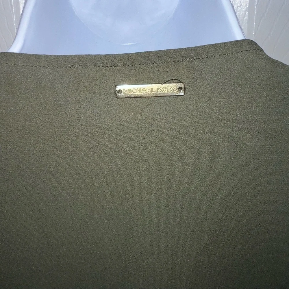 MK Michael Kors Women’s Small Green Bell Sleeve Blouse Top V-Neck S Classic